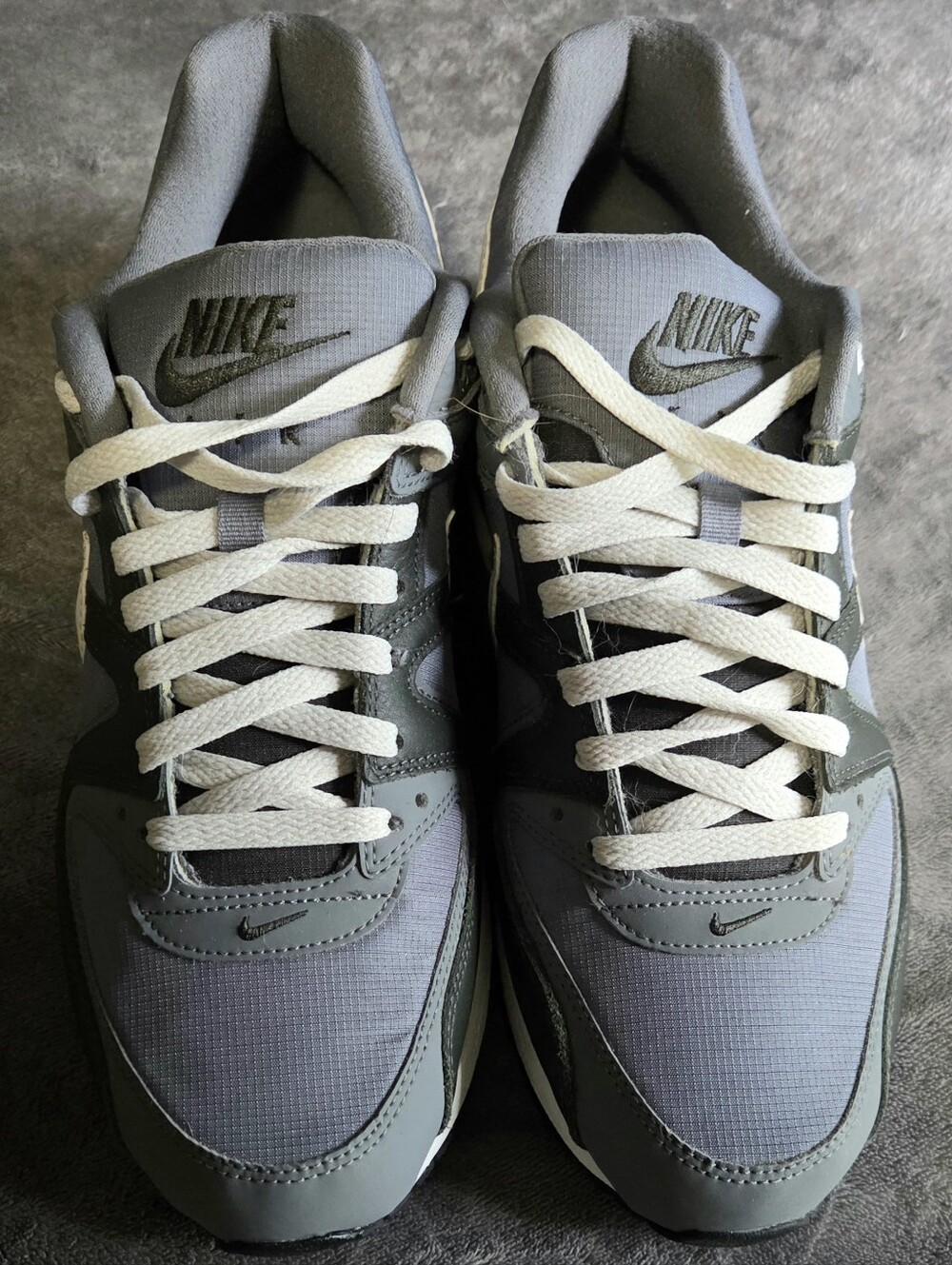 Nike Air Max Command Men's Sneakers